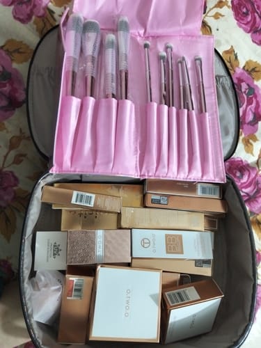 Customer photo review of O.TWO.O GLOW LIFT LIGHT SHADOW CONTOUR STICK