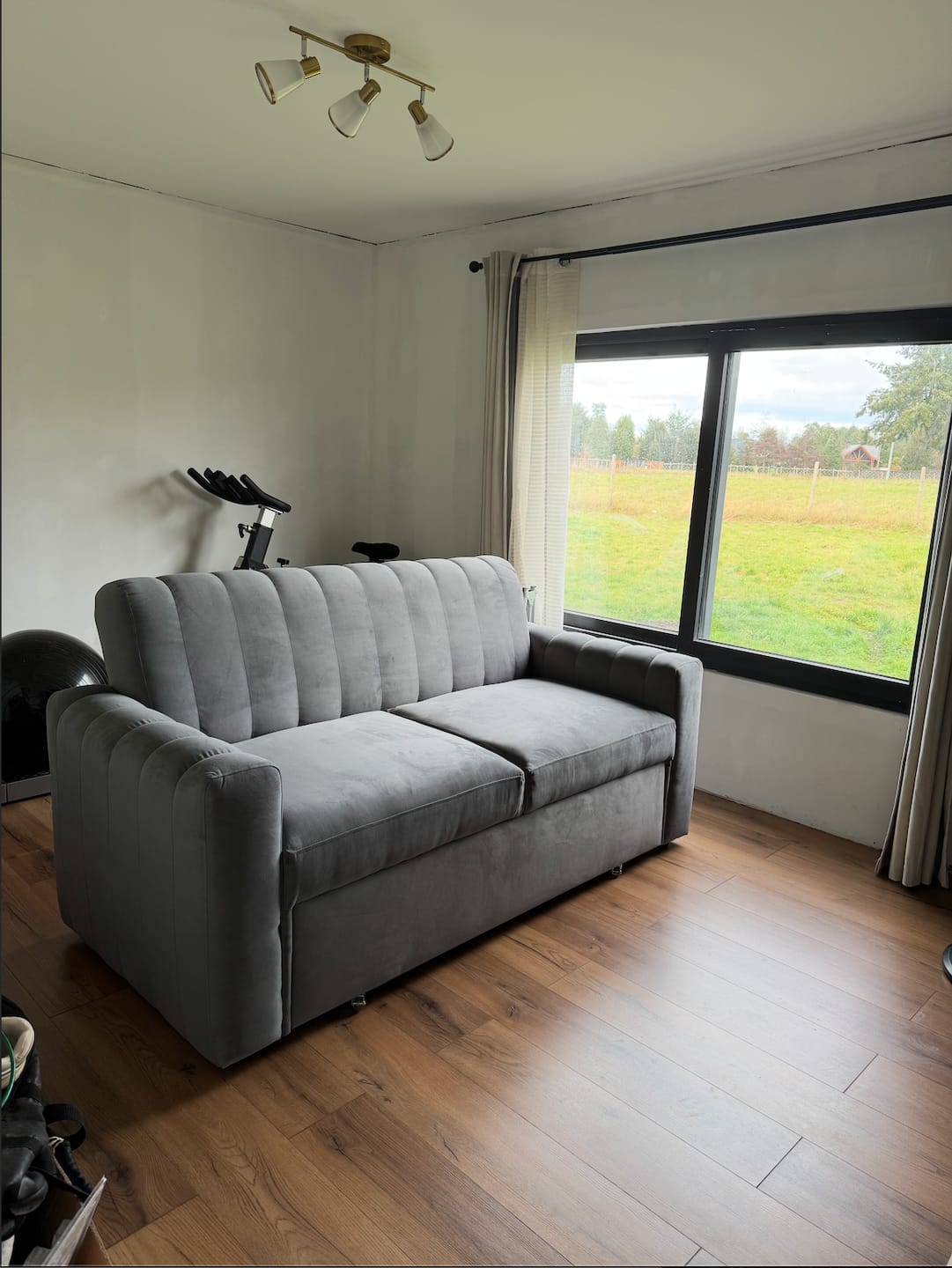 Customer photo review of Sofá cama Nantes