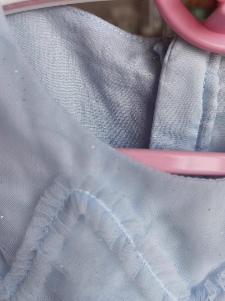 Customer photo review of Dave&Bella Summer Girls Sleeveless Layered Mesh Princess Dress