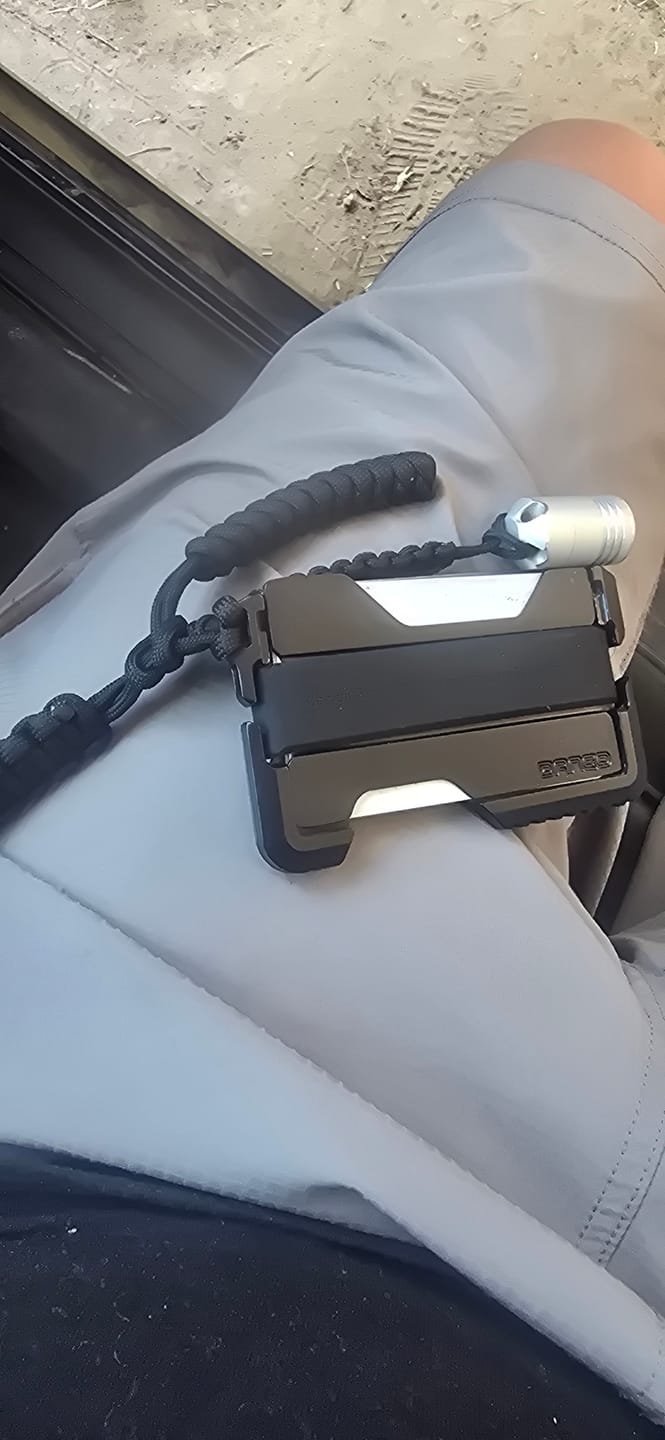 Customer photo review of COBRA WEAVE 95 DOUBLE LOOP LANYARD