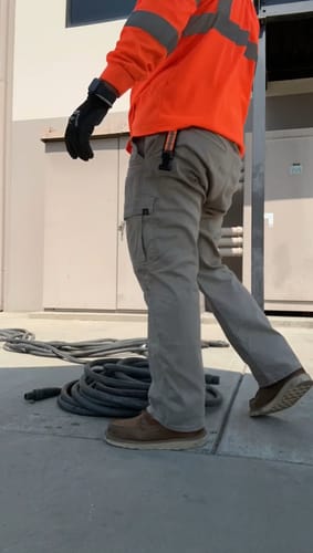 Customer photo review of Irish Setter by Red Wing Men's Ashby 6" EH Rated Work Boot 83651