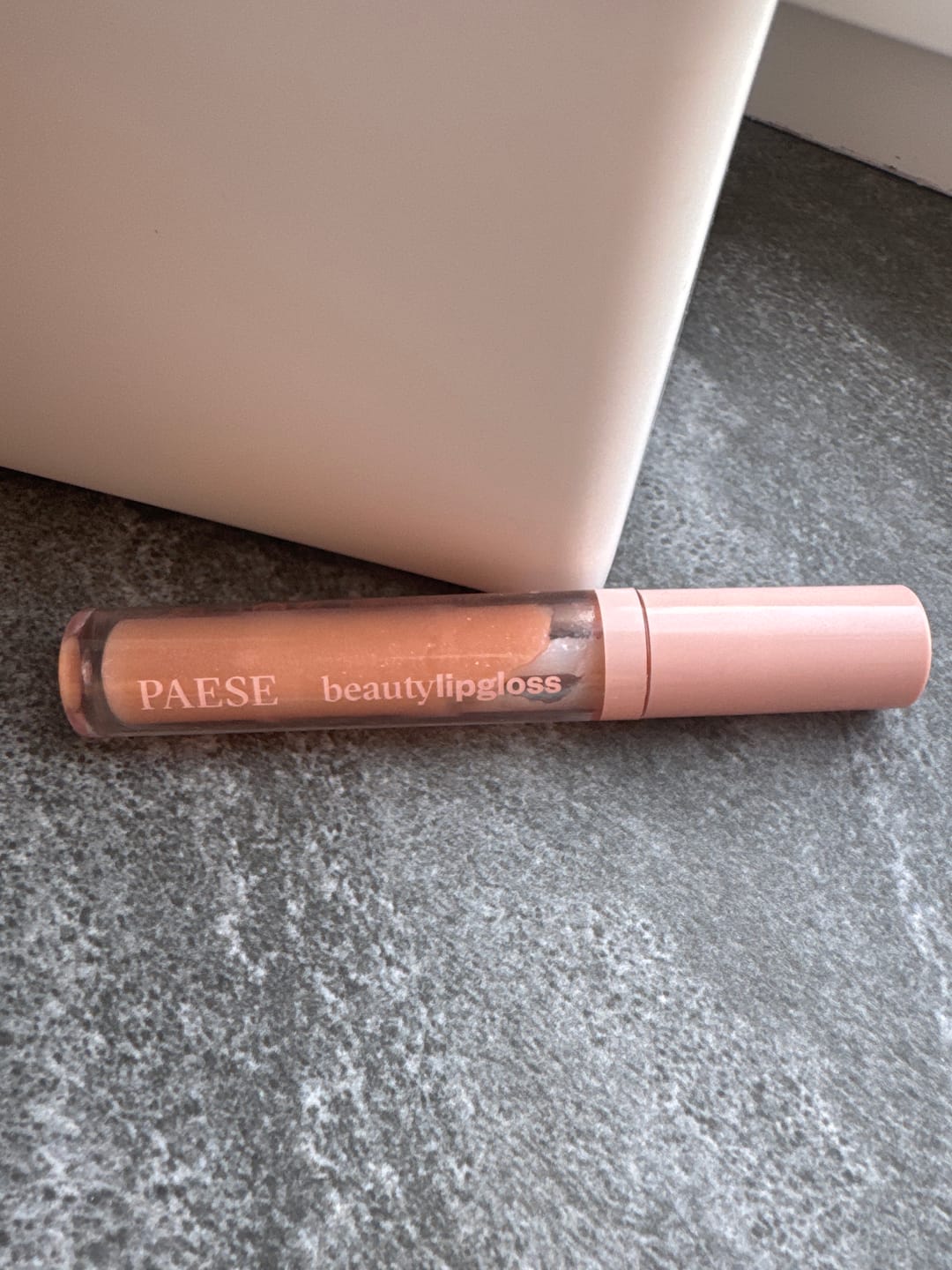 Customer photo review of Lūpu spīdums Paese Beauty Lipgloss With Meadowfoam Seed Oil