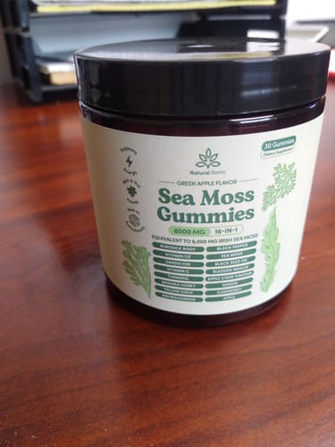 Customer photo review of Sea Moss 16-In-1 Gummies