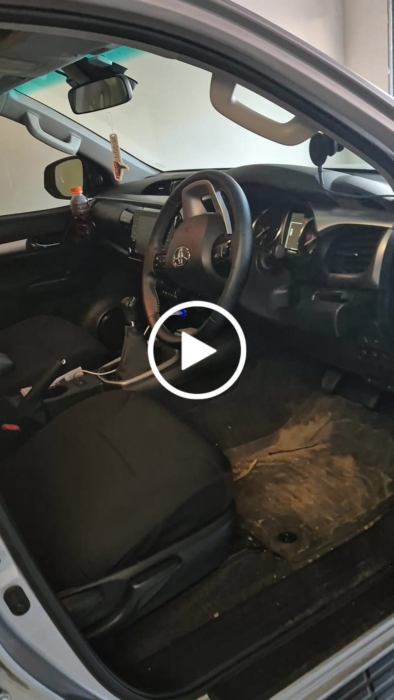 Customer video review of Sharkskin Front Seat Covers for Toyota Hilux SR / SR5 (JULY/2015-ON)