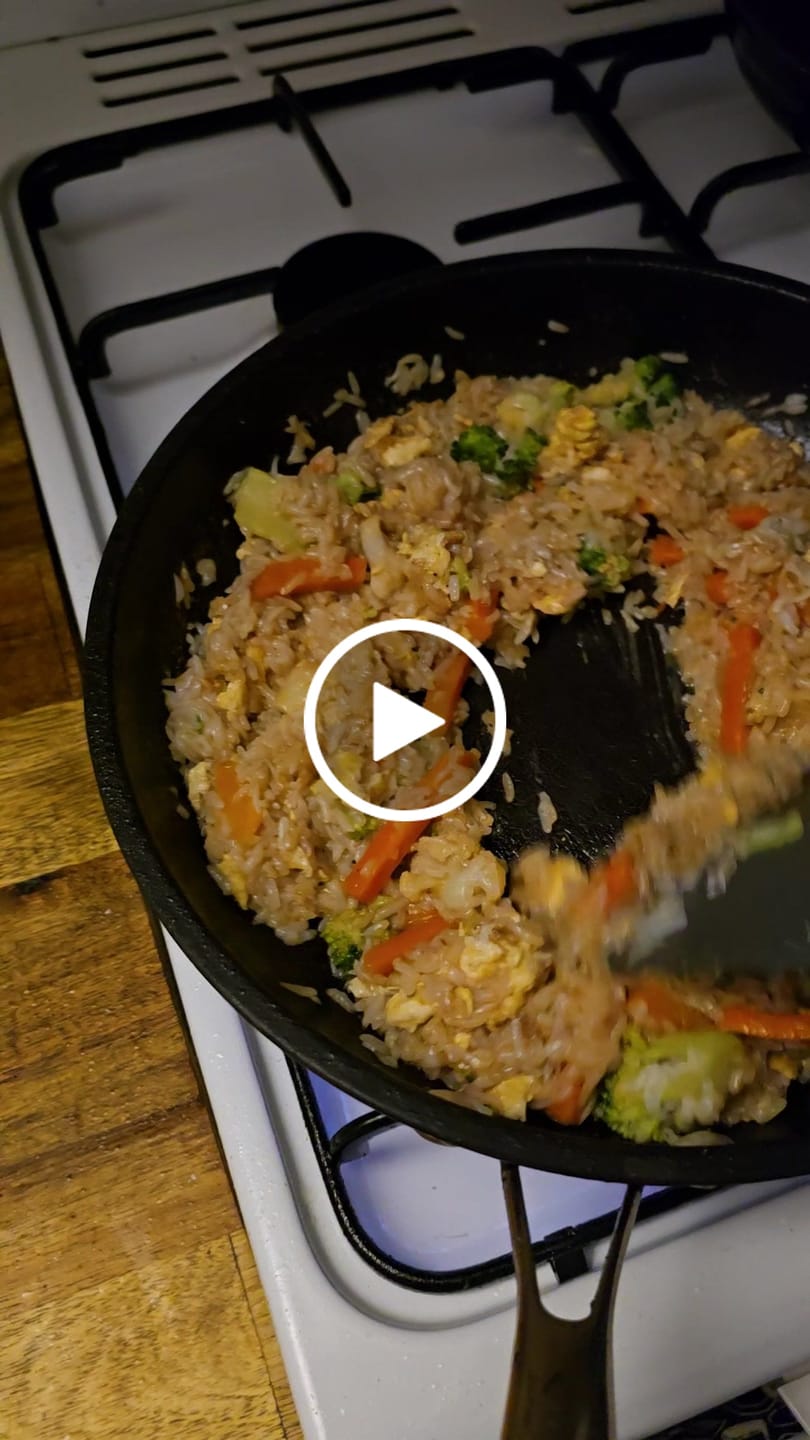 Customer video review of QETOE Low Carb Rice Value pack - TWIN PACKS - 2 x Qetoe Low Carb Rice 160g