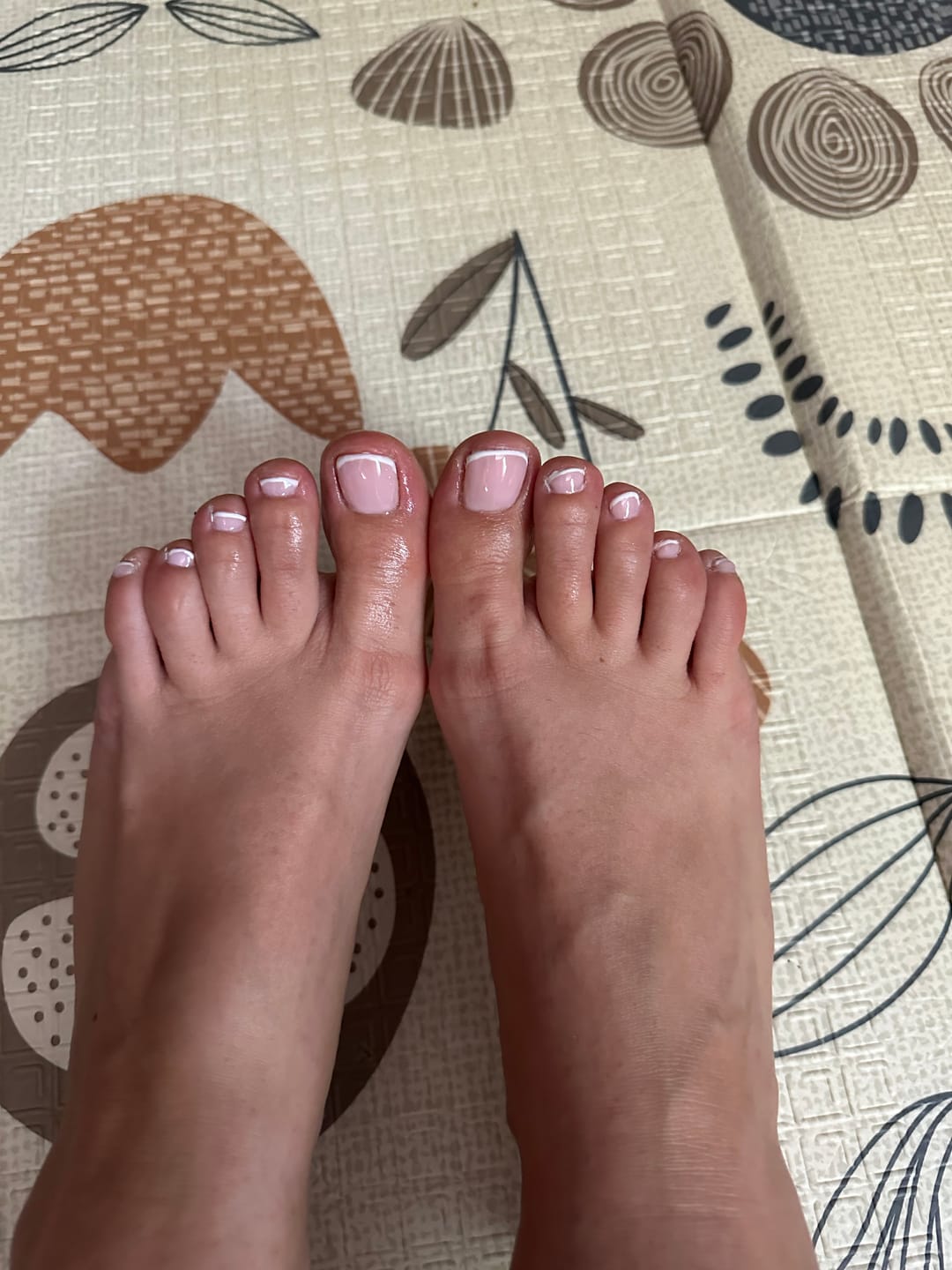 Customer photo review of Semilac UV Gel Polish Starter Set LOVE ME