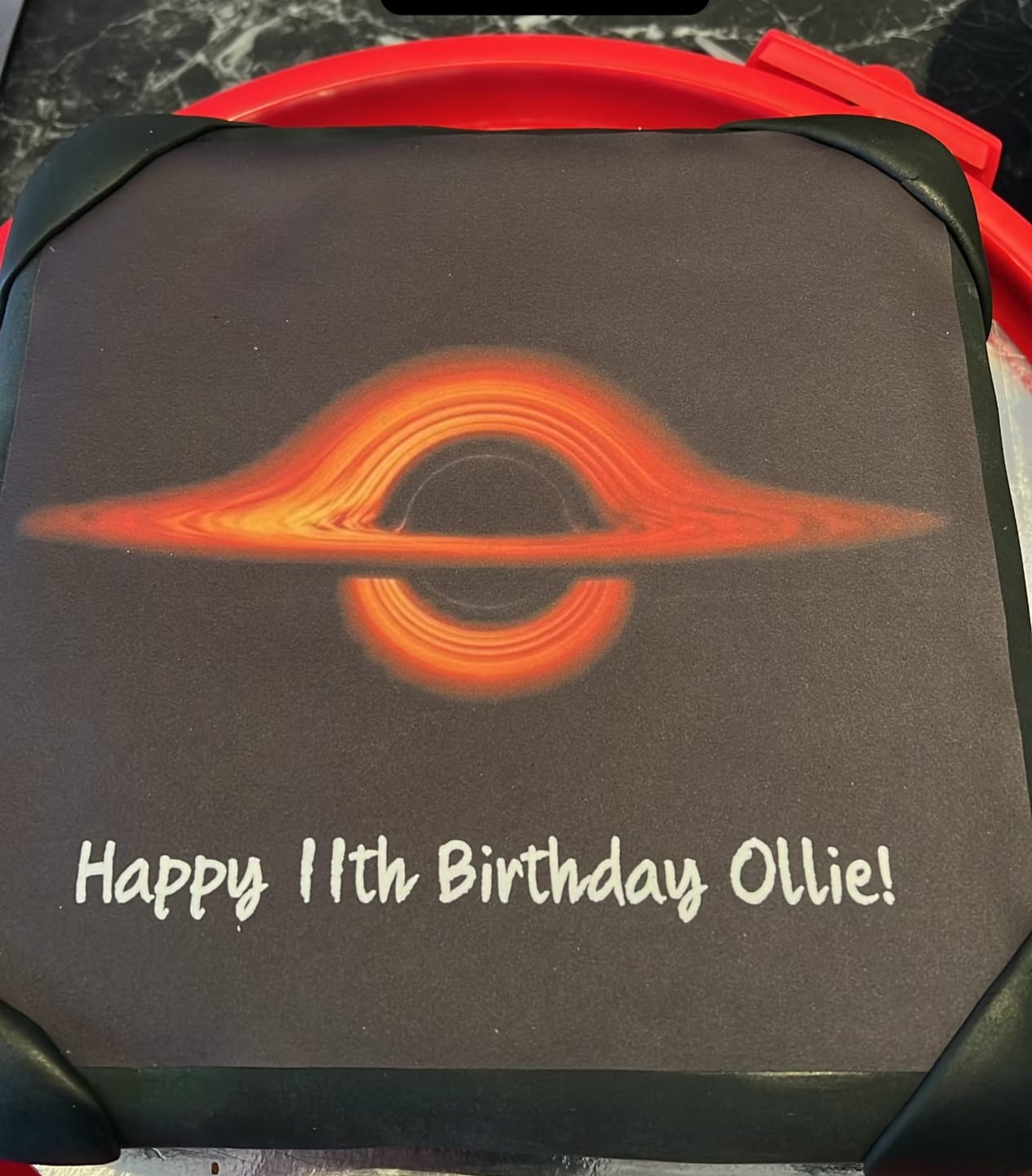 Customer photo review of 19 cm x 19 cm Square Pre-cut Custom Edible Icing Image