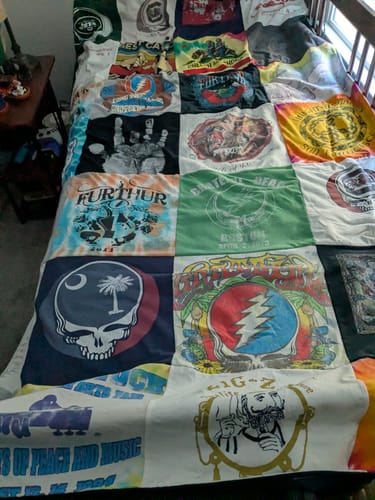 Customer photo review of Classic T-Shirt Blanket