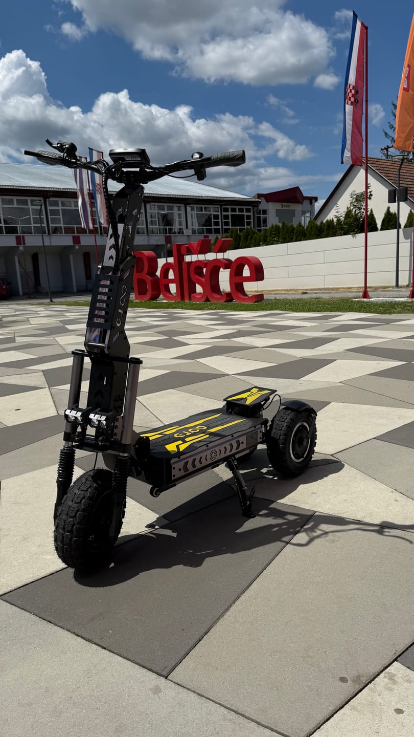 Customer photo review of OOTD T30 E-SCOOTER