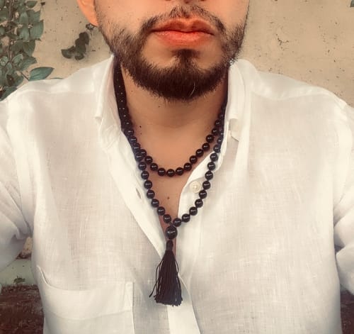 Customer photo review of Japa Mala de Obsidiana Dorada 🛡️🔆🪞 (8 mm) Protección, Transmutación y Verdad