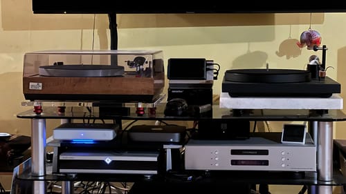 Customer photo review of STASIS Acrylic Isolation Platform for Turntables