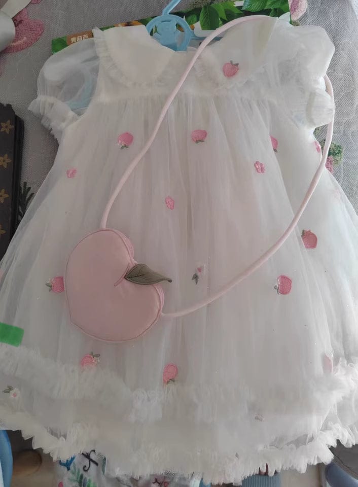 Customer photo review of Dave&Bella Girls Summer Bubble Sleeve Mesh Birthday Dress (free wallet bag)