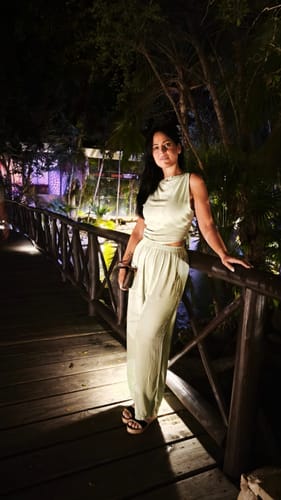 Customer photo review of Coordinato Simona (Top + Pantalone) Verde Chiaro