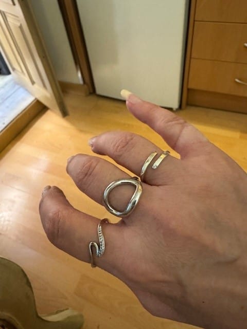 Customer photo review of Anillo Lahar Wave