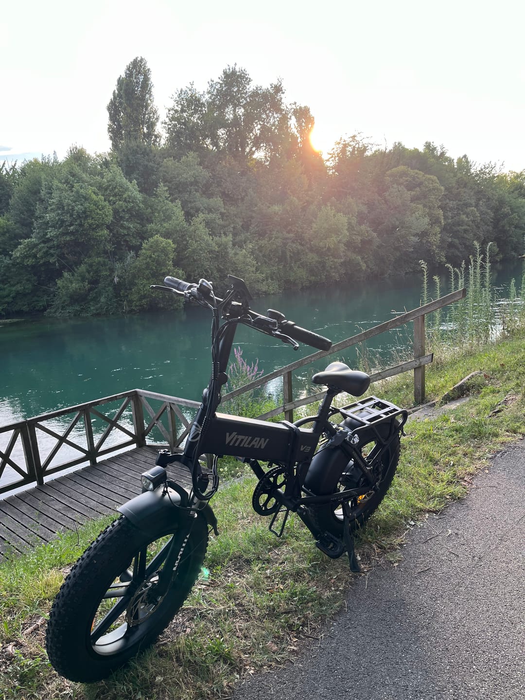 Customer photo review of V3 2.0 Folding Fat Tires Adult All Terrain Electric Bike