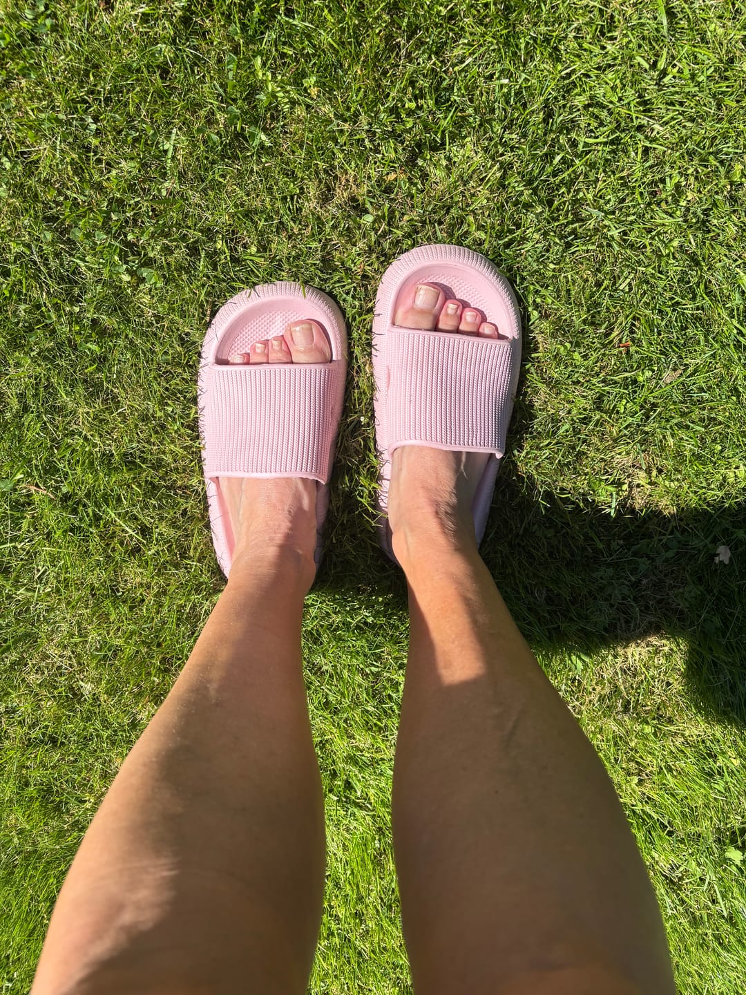 Customer photo review of HappyFlops Kids