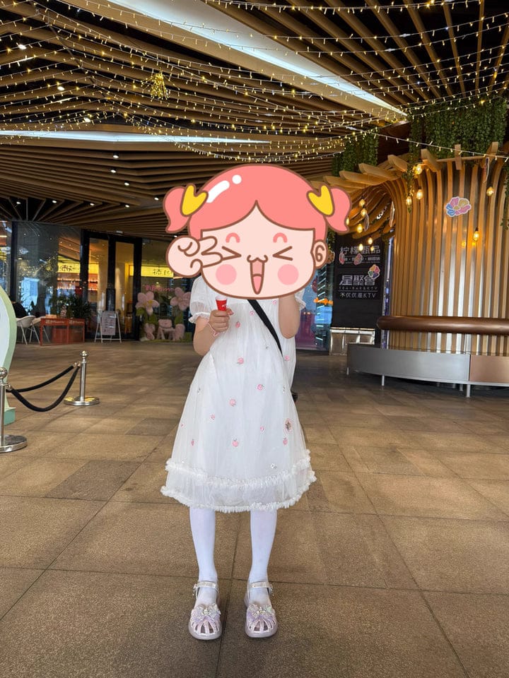 Customer photo review of Dave&Bella Girls Summer Bubble Sleeve Mesh Birthday Dress (free wallet bag)