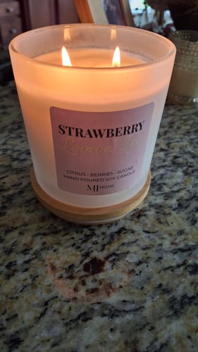 Customer photo review of Strawberry Lemon Ice | Apothecary Jar Soy Candle LIMITED QUANTITIES