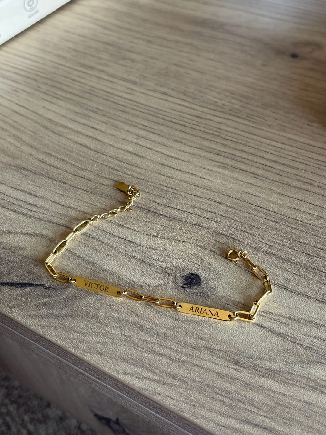 Customer photo review of Pulsera Uniones - Personalizado