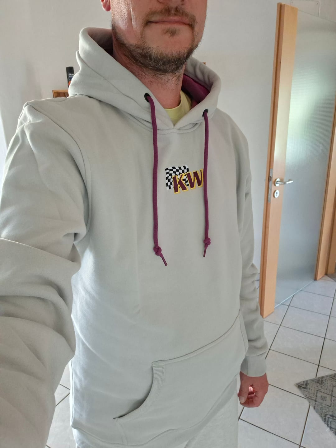 Customer photo review of Street Society "KW Edition 03" Hoodie grau
