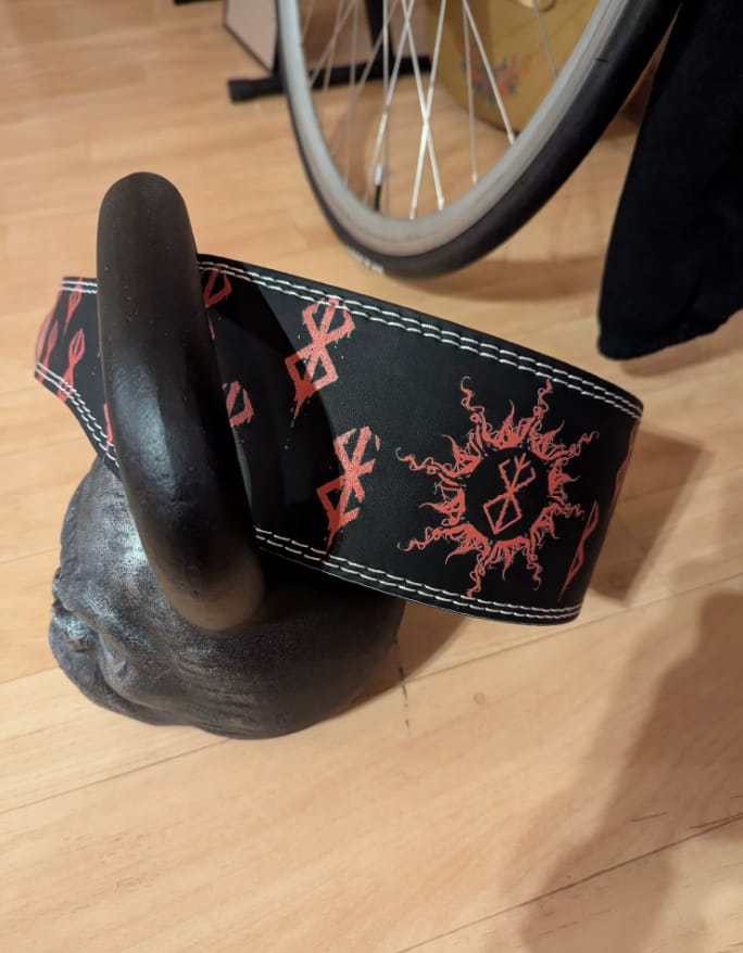 Customer photo review of Ceinture Lombaire - Berserk Griffith