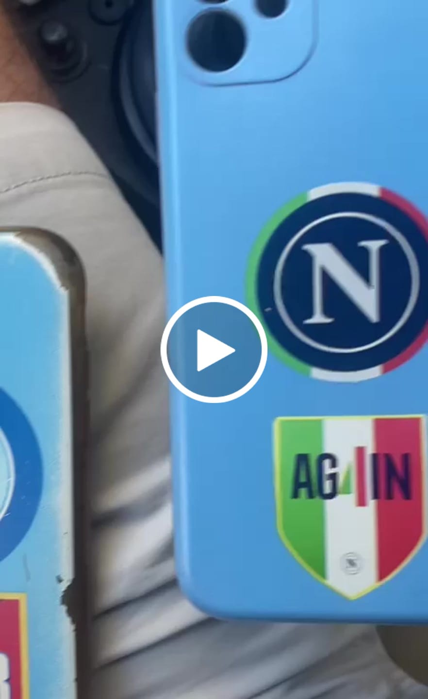 Customer video review of Cover Personalizzata