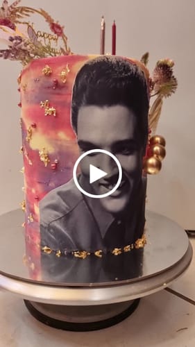 Customer video review of 15 cm Round Custom Edible Icing Image