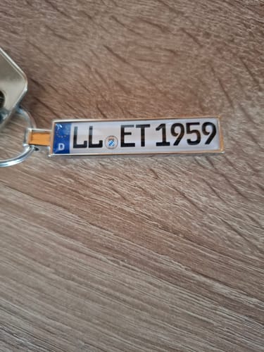 Customer photo review of Kennzeichen Schlüsselanhänger Mini Nummernschild Metall