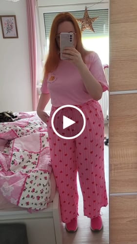 Customer video review of Stylische Musselin Hose rosa HEART ATTACK hot pink&Herzen rot