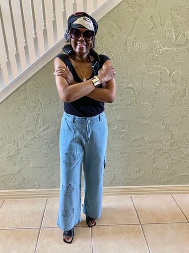 Customer photo review of Ivy Elegance Jeans