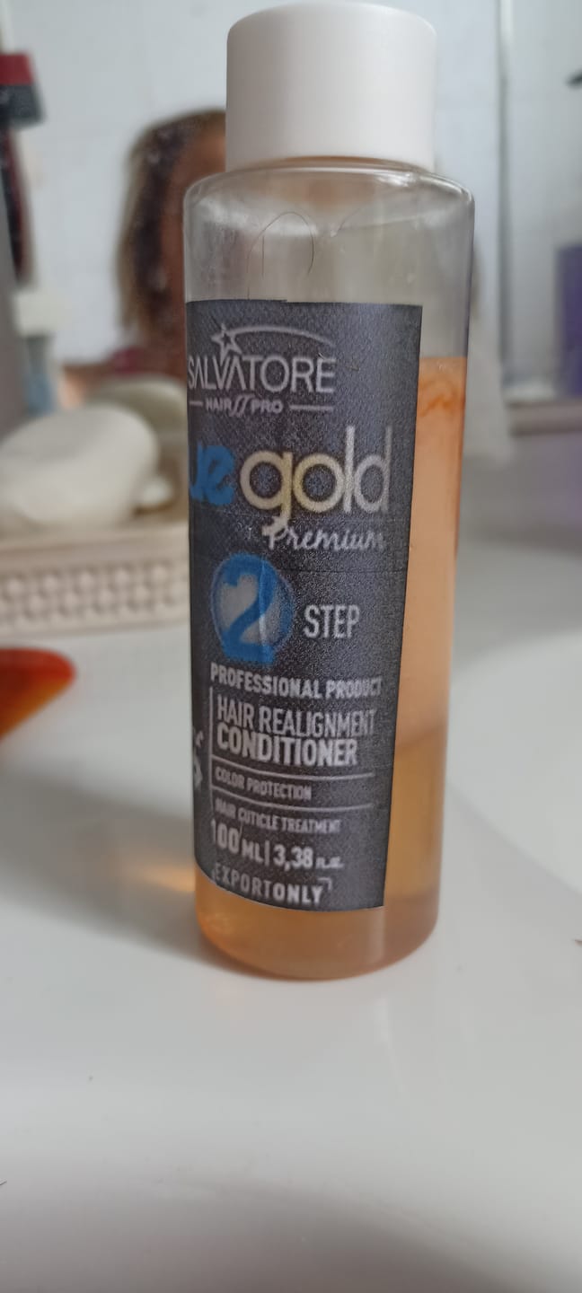 Customer photo review of Lissage Au Tanin Salvatore Blue Gold