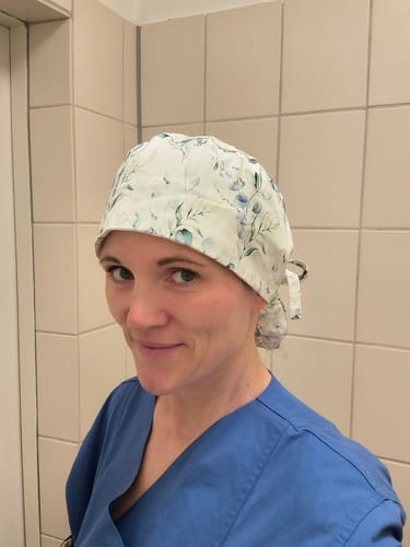 Customer photo review of OP Haube Eukalyptus - Ponytail