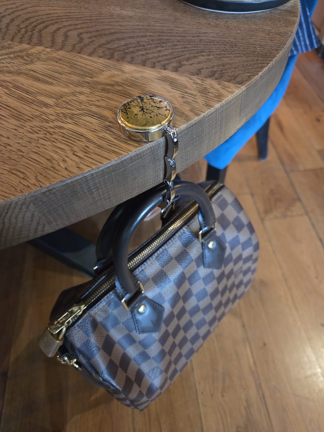 Customer photo review of Luxe Tashanger Marmer zwart 24K