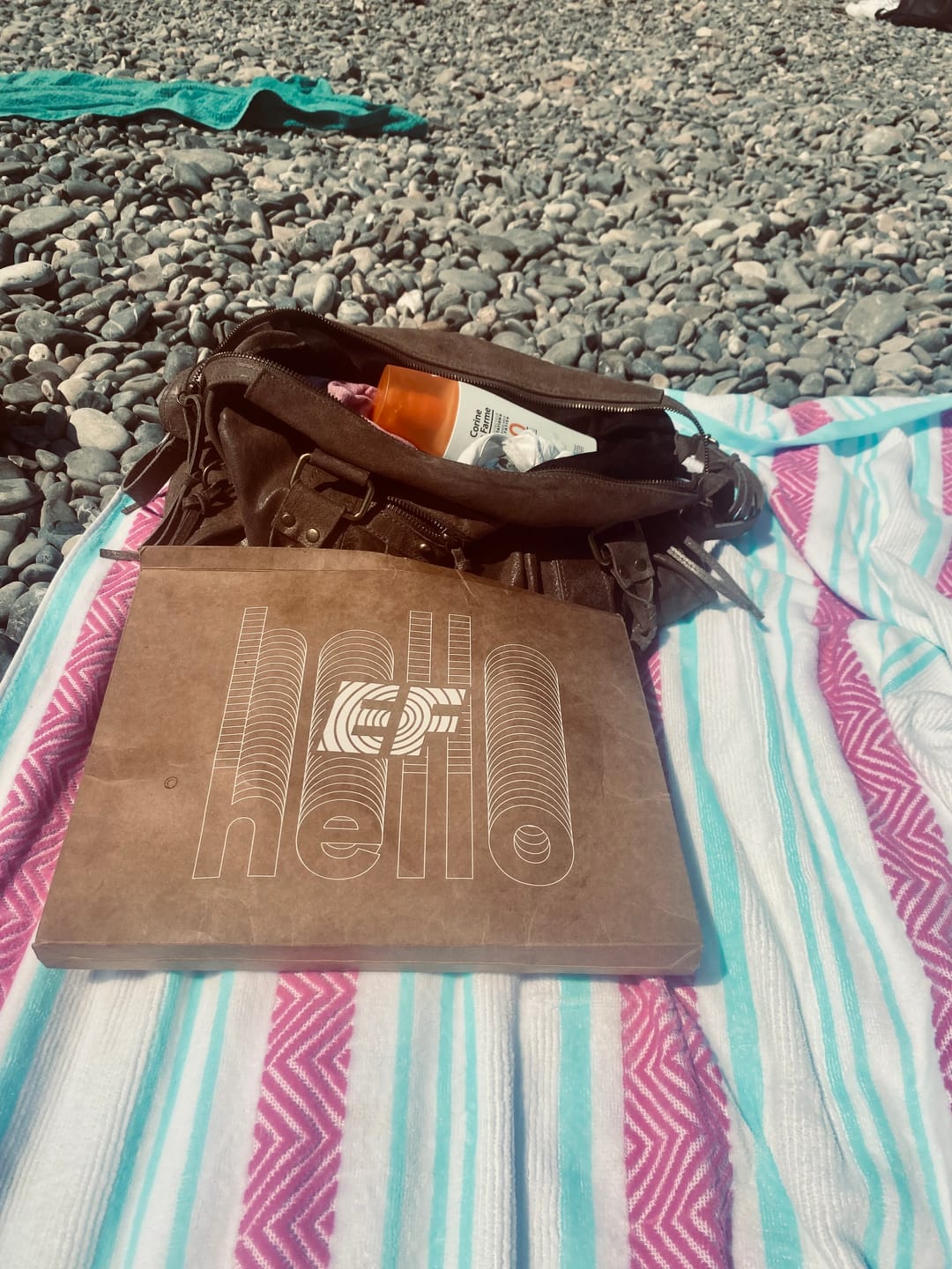 Customer photo review of It girl bag taupe