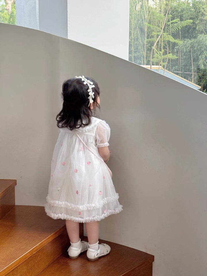 Customer photo review of Dave&Bella Girls Summer Bubble Sleeve Mesh Birthday Dress (free wallet bag)