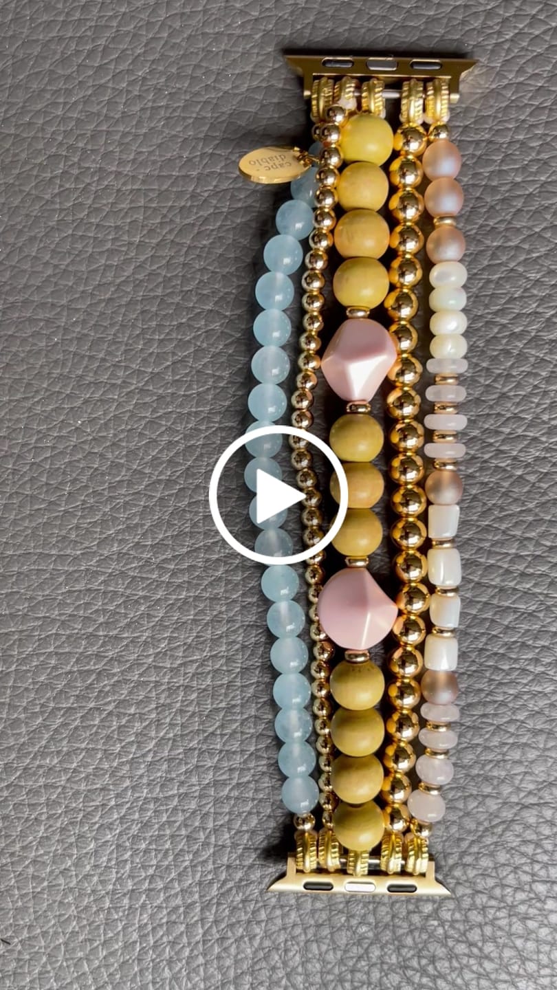 Customer video review of Apricot Mist Stretch Apple Watch Strap