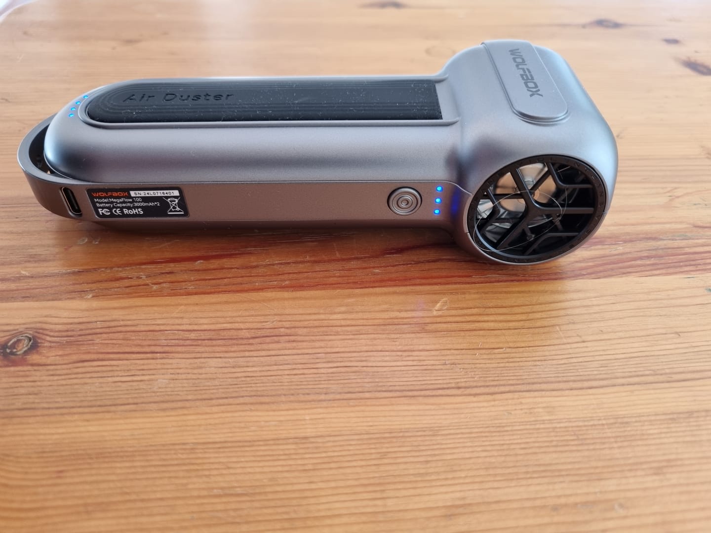 Customer photo review of Wolfbox Compressed Air Duster - Super Power Electric Air Duster