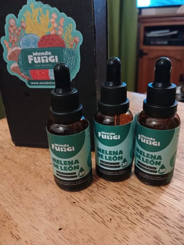 Customer photo review of Melena de León Cápsulas + Gotas - Extracto Ultra Concentrado