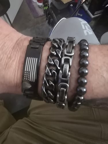 Customer photo review of Carpe Diem Seize The Day Bracelet: Helps Pair Veterans With A Service Dog or Shelter Dog