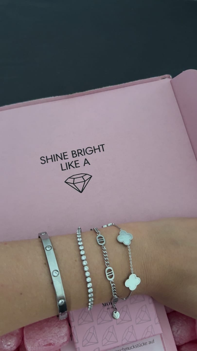 Customer photo review of Five Prestige Armband | 18K vergoldet