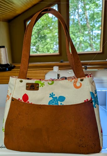 Customer photo review of JACK H2-Z-CZ Single Needle Direct Drive Top and Bottom Feed Walking Foot Sewing Machine Assembled with Table and Stand Included