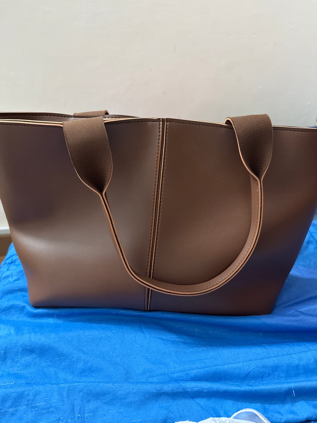 Customer photo review of Portland Tote Latte