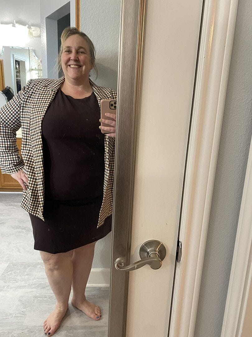 Customer photo review of O'Hara Boyfriend Blazer - Windowpane Sharkskin :: Multi