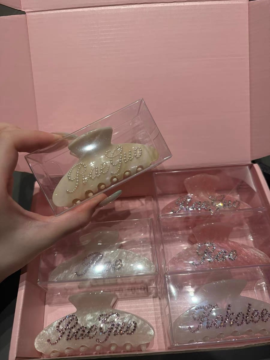 Customer photo review of The Customized Name Hair Claw