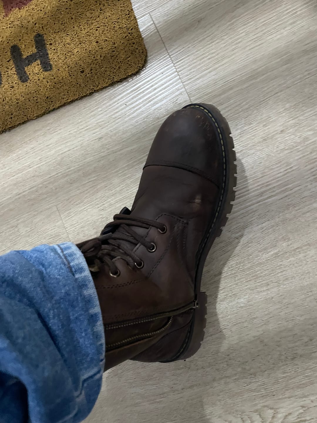 Customer photo review of boots brute mocha