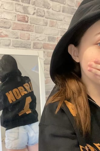 Customer photo review of NORRIS ZIP HOODIE