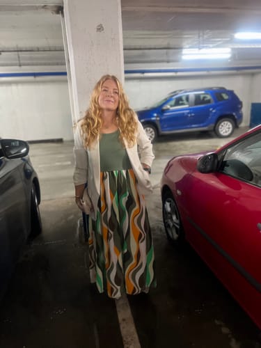 Customer photo review of Brittany Khaki Abstract Print Smock Dress