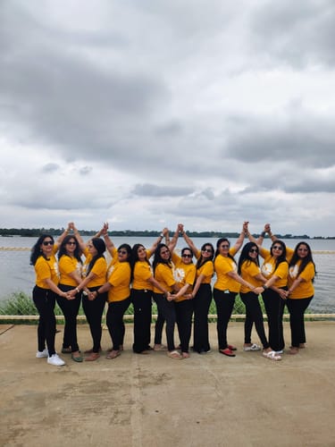 Customer photo review of Daisy Floral Prints Group Vacation Friends and Family Tshirts