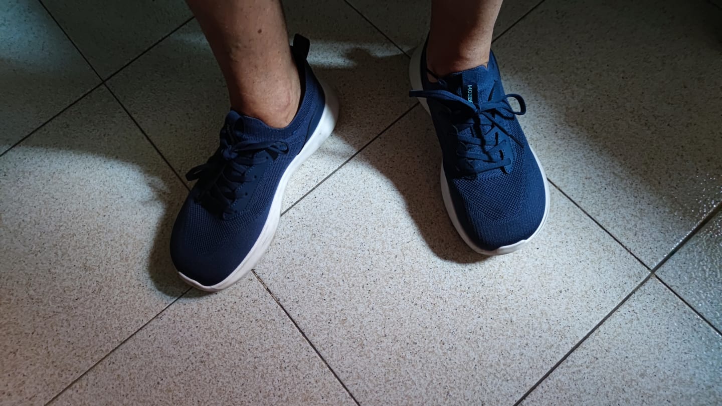 Customer photo review of Crest - Zapatos De Punta Ancha