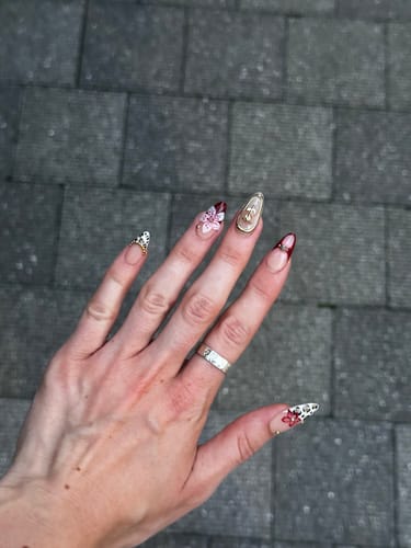 Customer photo review of Savage Grace